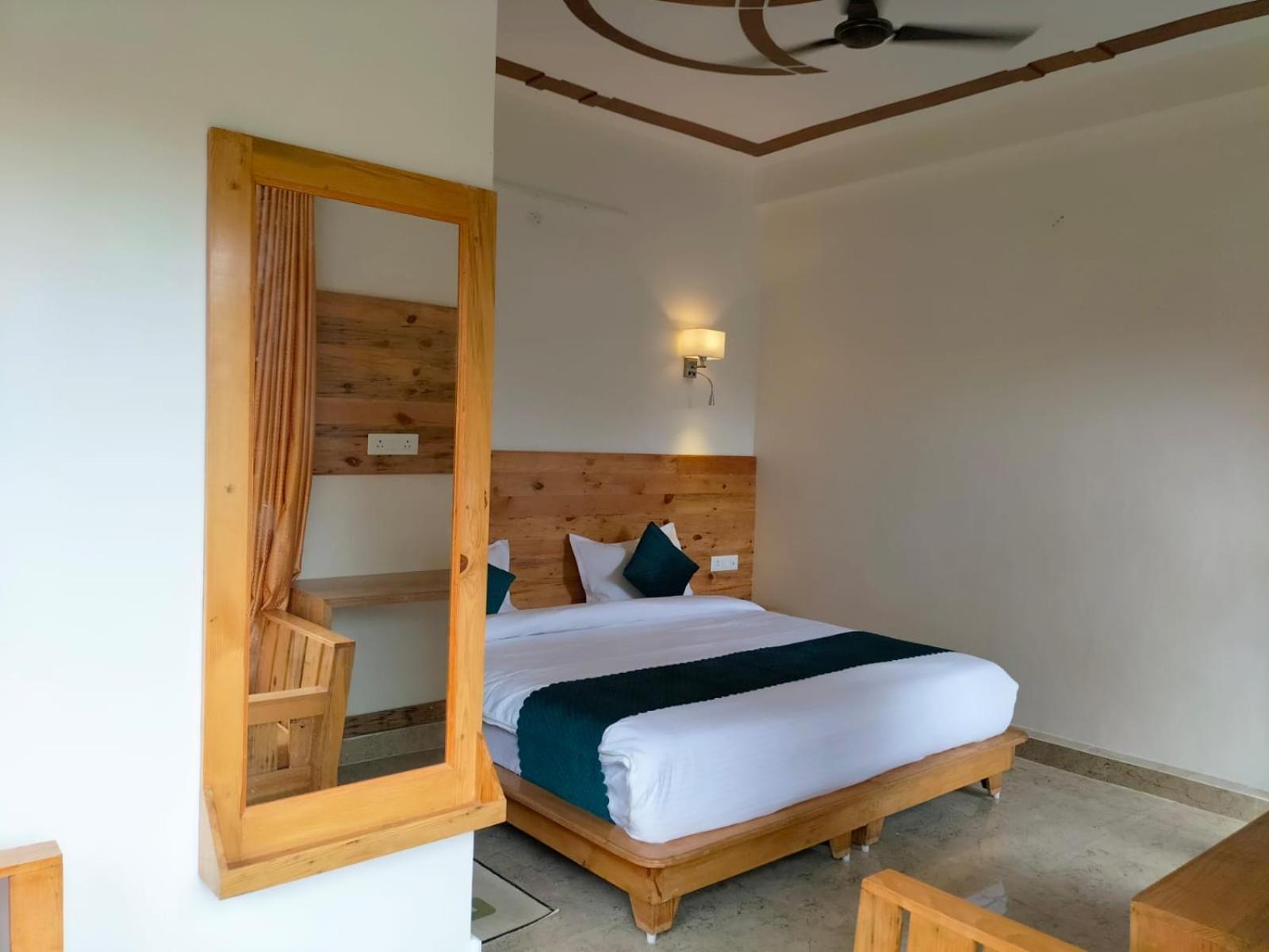 Panchakarma Retreat - Earth Roots Ayurveda Villa Rishikesh Bagian luar foto