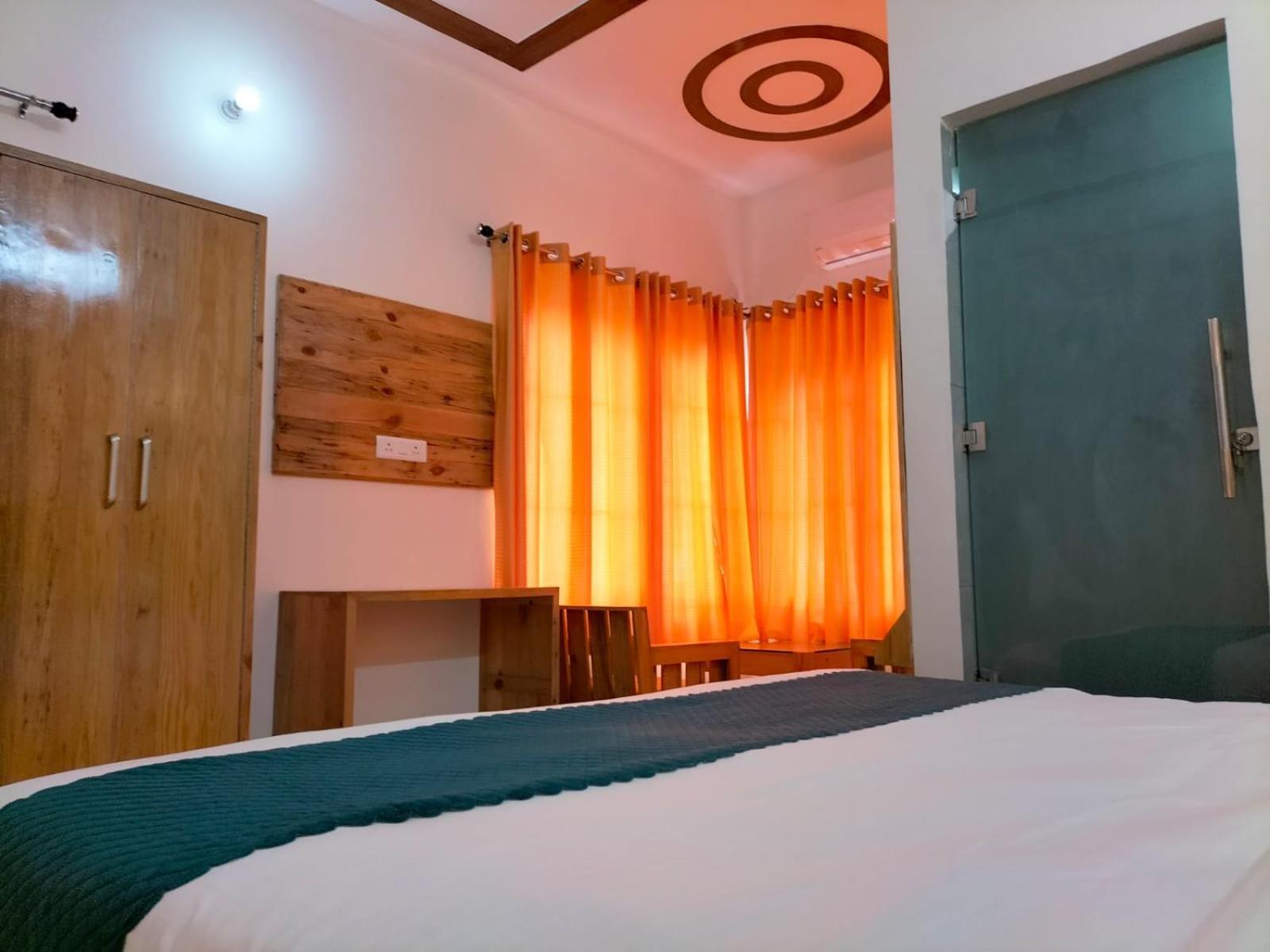 Panchakarma Retreat - Earth Roots Ayurveda Villa Rishikesh Bagian luar foto