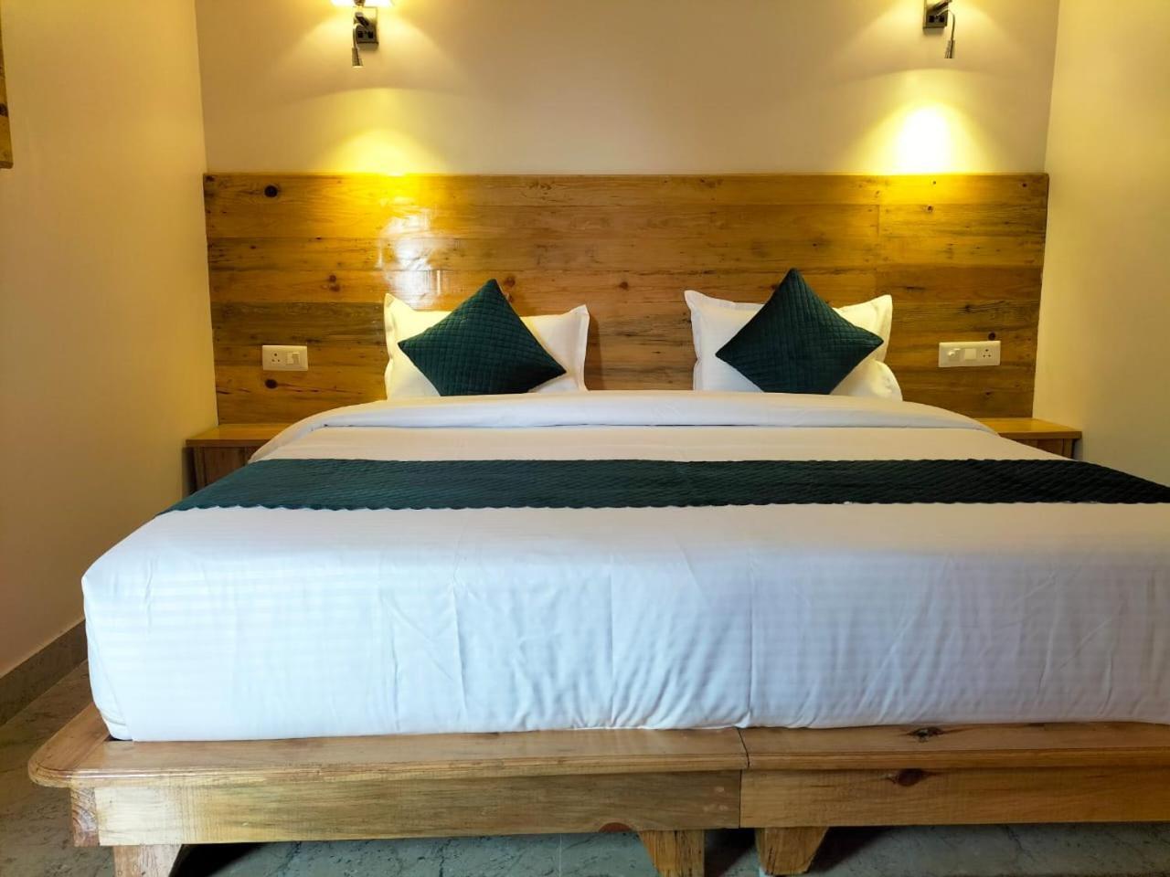 Panchakarma Retreat - Earth Roots Ayurveda Villa Rishikesh Bagian luar foto